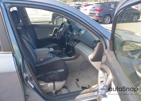 2012 Toyota Rav4 z USA, uszkodzony, nr VIN JTMJF4DV2C5055928